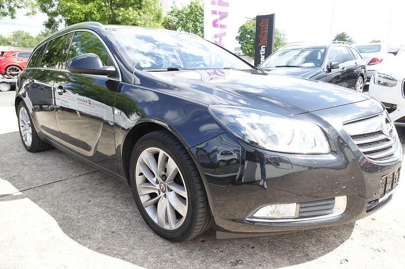 Schwarz Gebraucht 2013 Opel Insignia Innovation Kombi | 2.990 € (Superpreis) - Bild 1/4