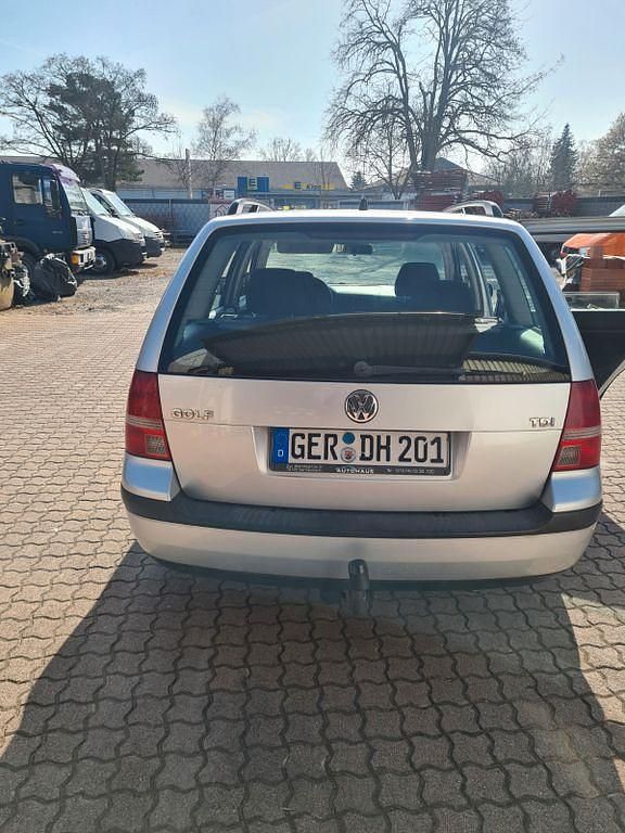 Gebraucht VW Golf IV Basis 101 PS (74 kW) 2004 Silber Kombi