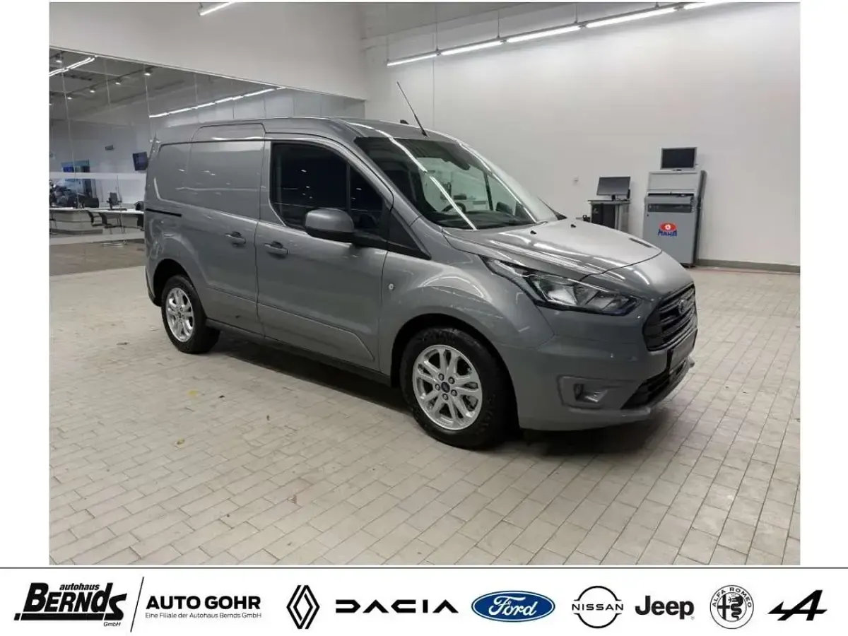 Gebraucht Ford Transit Connect Limited 101 PS (74 kW) 2023 Solar silver metallic Van / Kleinbus