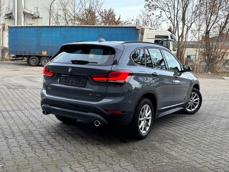 Gebraucht BMW X1 Advantage 150 PS (110 kW) 2019 Grau SUV
