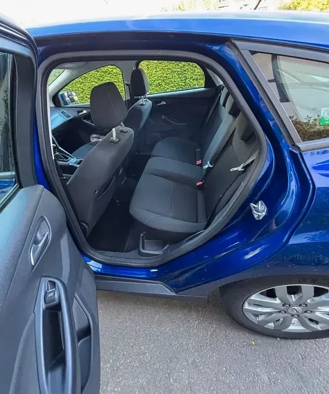 Gebraucht Ford Focus 95 PS (69 kW) 2017 Blau Limousine