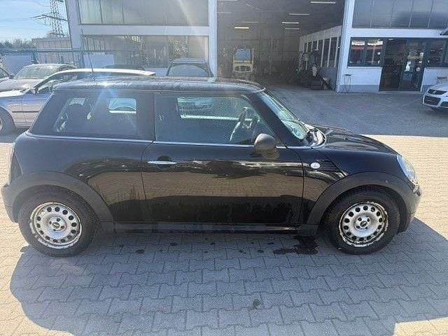 Second-hand Mini ONE 95 CP (69 kW) 2009 Negru Hatchback