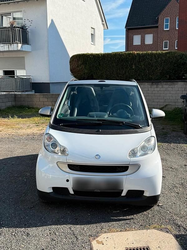 Weiß Gebraucht 2008 Smart ForTwo Cabrio Cabrio | 5.499 € (Fairer Preis) - Bild 1/4