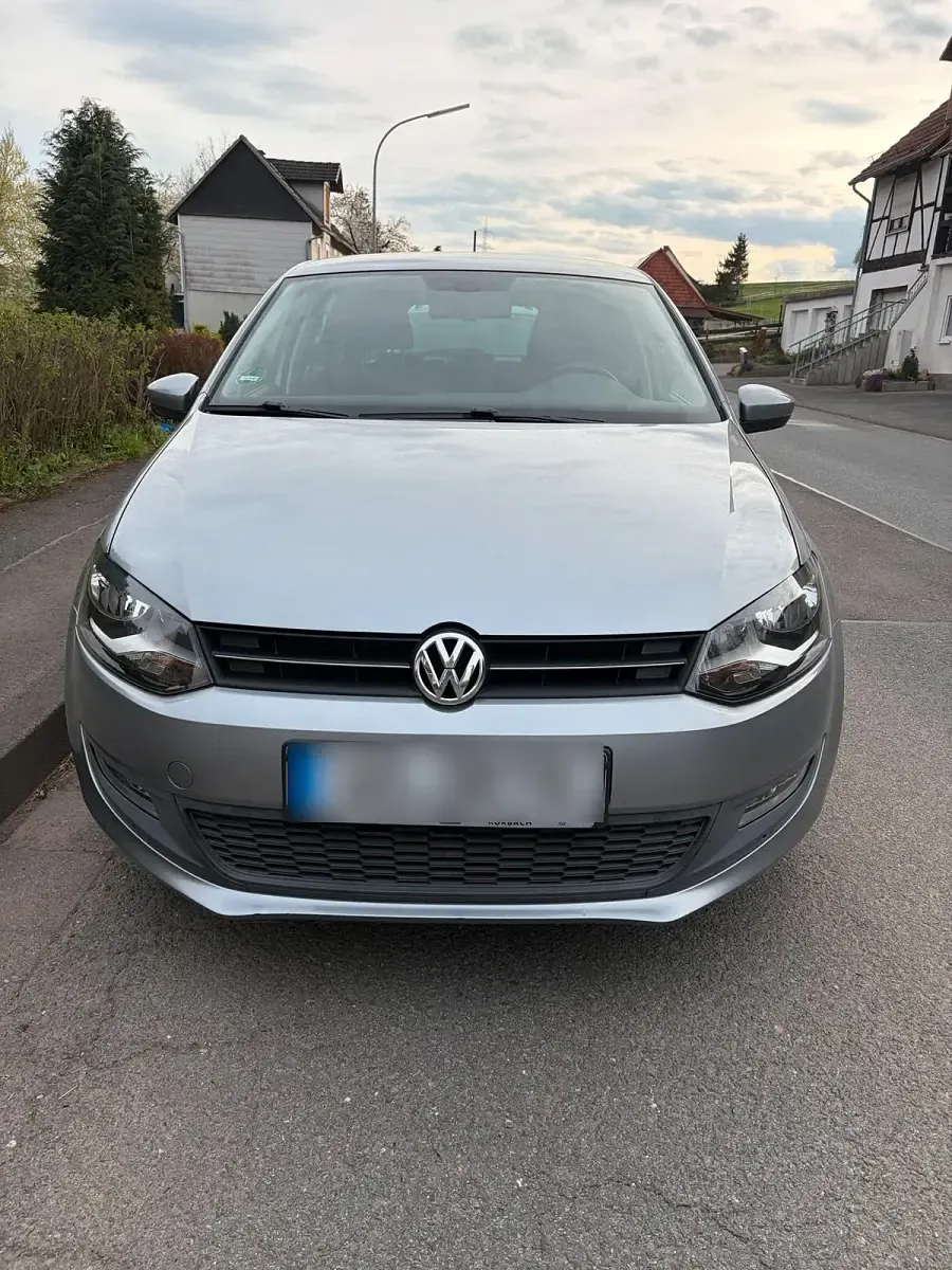Gebraucht VW Polo 69 PS (50 kW) 2010 Silber Kleinwagen