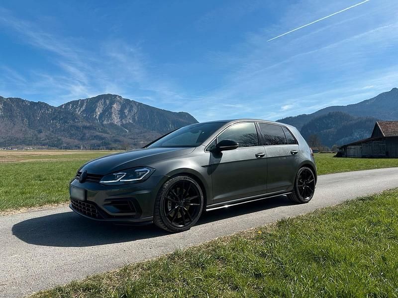 Gebraucht VW Golf VII Pro 480 PS (353 kW) 2019 Grau Limousine