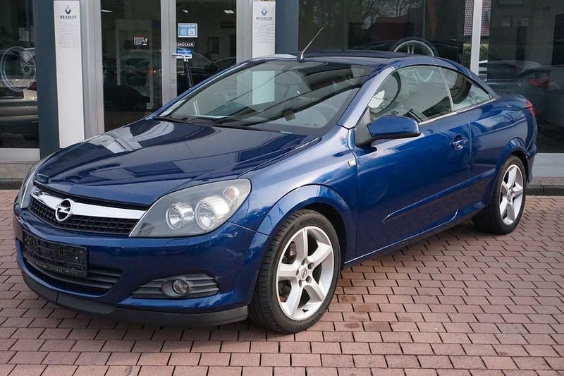 Gebraucht Opel Astra Cabriolet Edition 140 PS (102 kW) 2007 Blau Cabrio