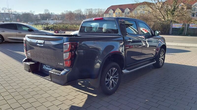 Neu Isuzu D-Max 163 PS (119 kW) 2025 Grau Pickup