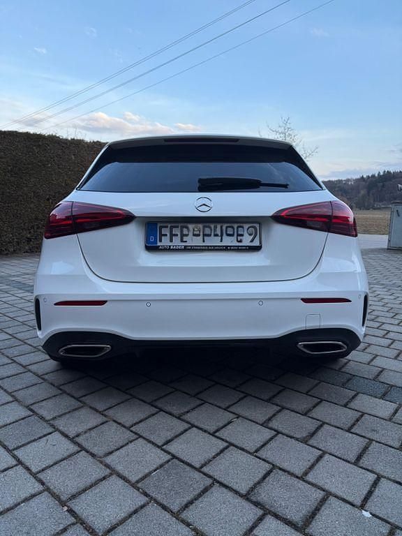 Gebraucht Mercedes A220 Advanced Plus 190 PS (139 kW) 2024 Weiß Limousine