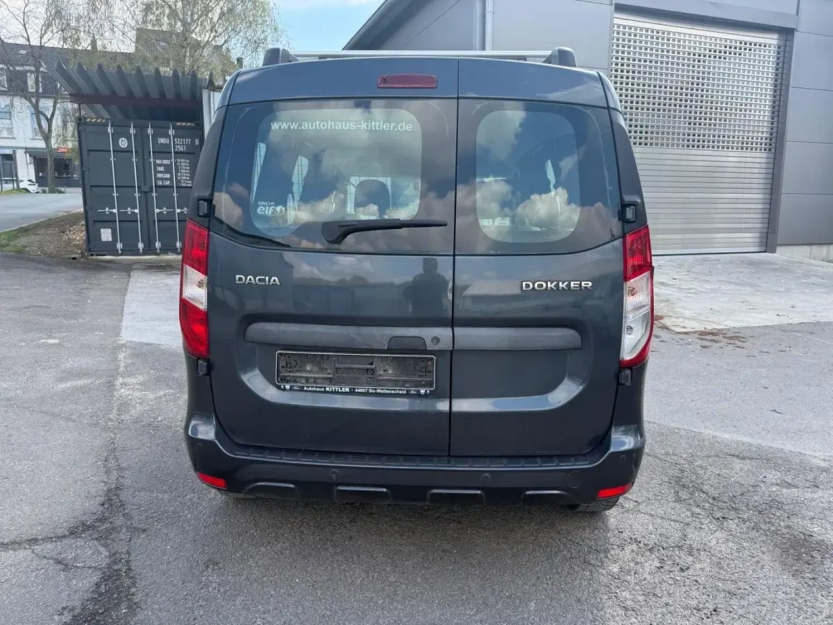 Gebraucht Dacia Dokker Lauréate 116 PS (85 kW) 2014 Grau Van / Kleinbus