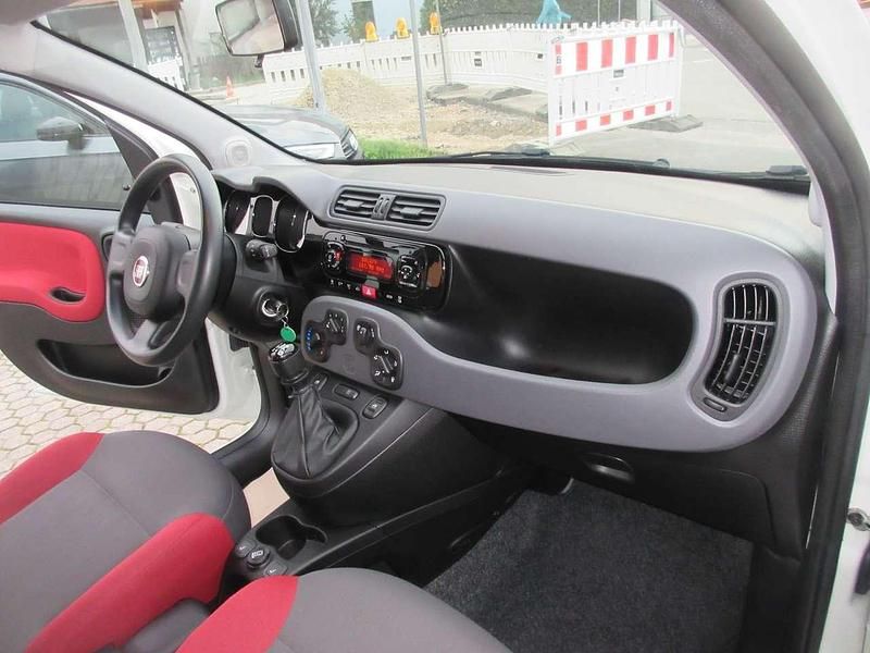 Gebraucht Fiat Panda Easy 69 PS (50 kW) 2016 Bianco ghiaccio/gelato Kleinwagen