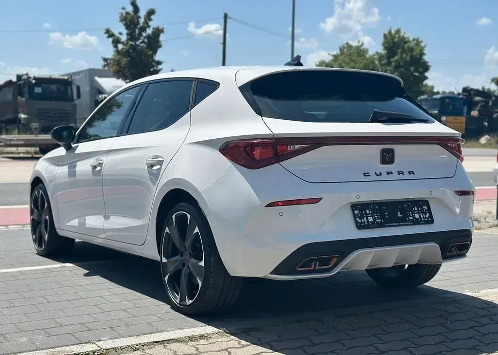 Occasion Cupra Leon 245 ch (180 kW) 2021 Blanc Berline