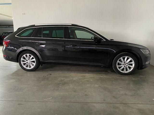 Gebraucht Skoda Superb Style 190 PS (139 kW) 2019 Schwarz Kombi