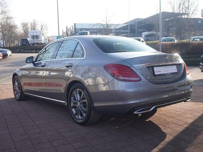 Gebraucht Mercedes C180 156 PS (114 kW) 2015 Grau Limousine