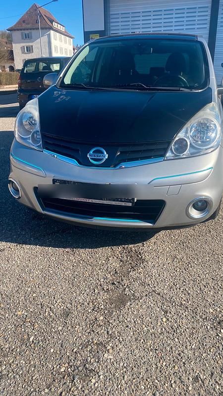 Gebraucht Nissan Note 110 PS (80 kW) 2013 Silber Limousine