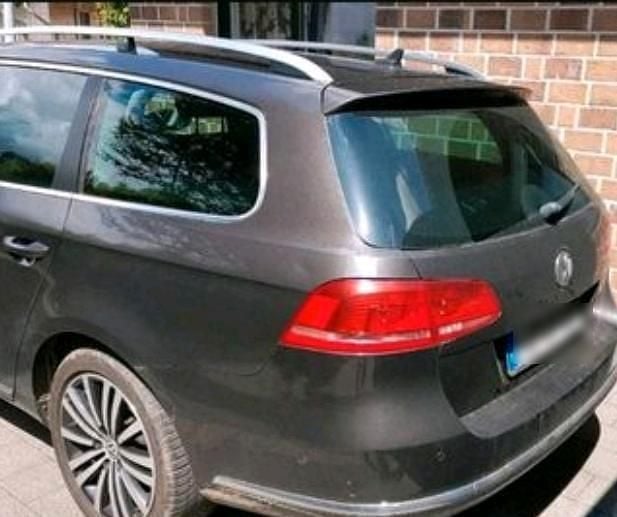 Andere farben Gebraucht 2011 VW Passat Kombi | 6.949 € (Teuer) - Bild 1/4