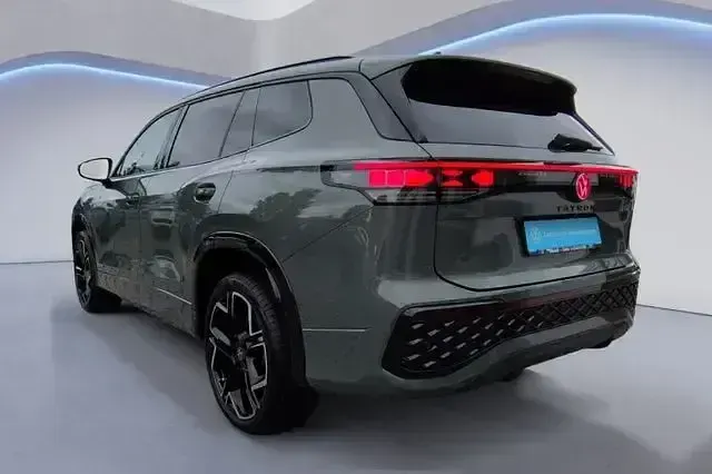 Gebraucht VW Tayron R-line 193 PS (141 kW) 2025 Cipressinogrün metallic SUV