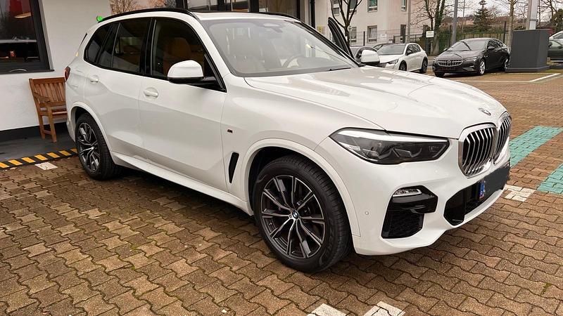 Weiß Gebraucht 2020 BMW X5 M Sport SUV | 52.500 € (Guter Preis) - Bild 1/4