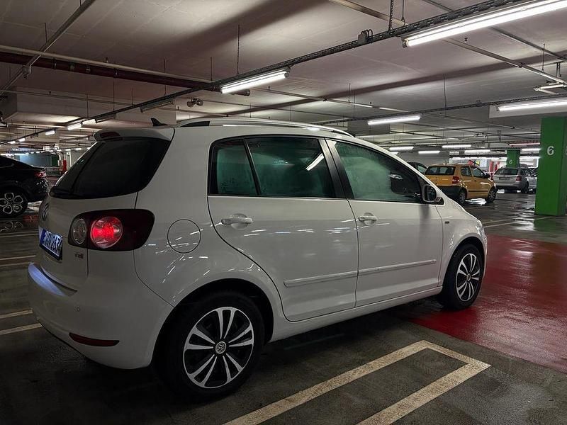 Gebraucht VW Golf Plus Cross Life 122 PS (89 kW) 2013 Weiß Van / Kleinbus