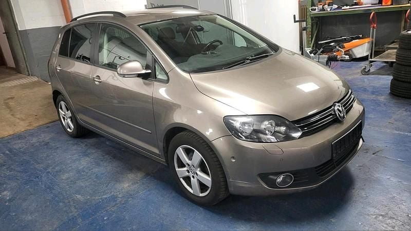 Braun Gebraucht 2010 VW Golf Plus Van / Kleinbus | 3.290 € (Superpreis) - Bild 1/4