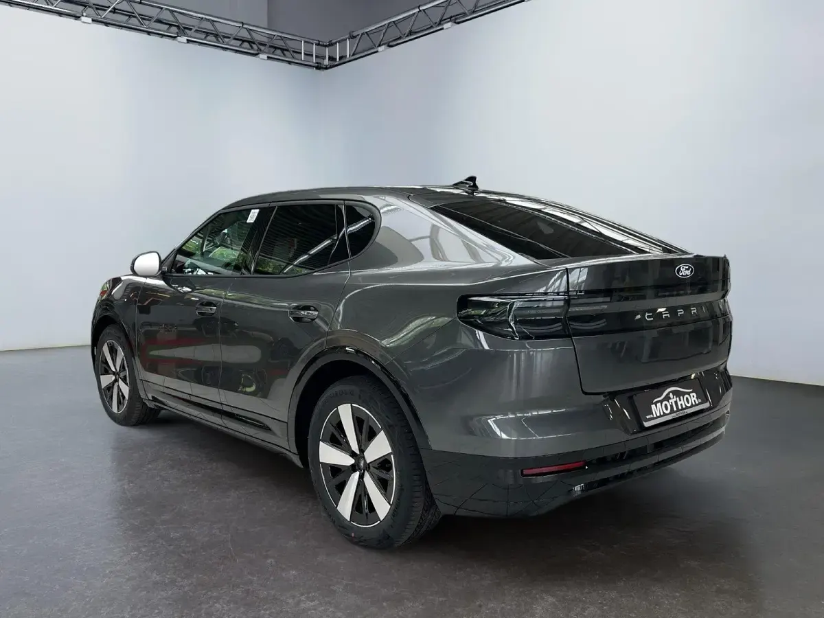 Nowe Ford Capri Select 210 kW (286 KM) 2026 Szary SUV