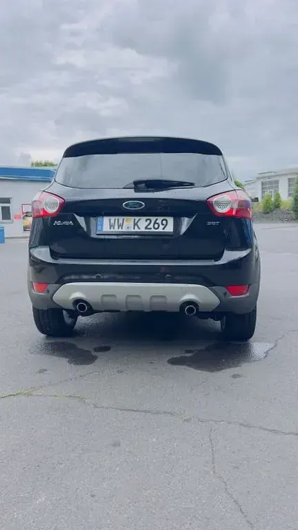 Gebraucht Ford Kuga Individual 200 PS (147 kW) 2010 Schwarz SUV