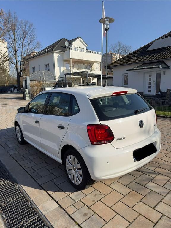 Gebraucht VW Polo Trendline 75 PS (55 kW) 2012 Weiß Kleinwagen
