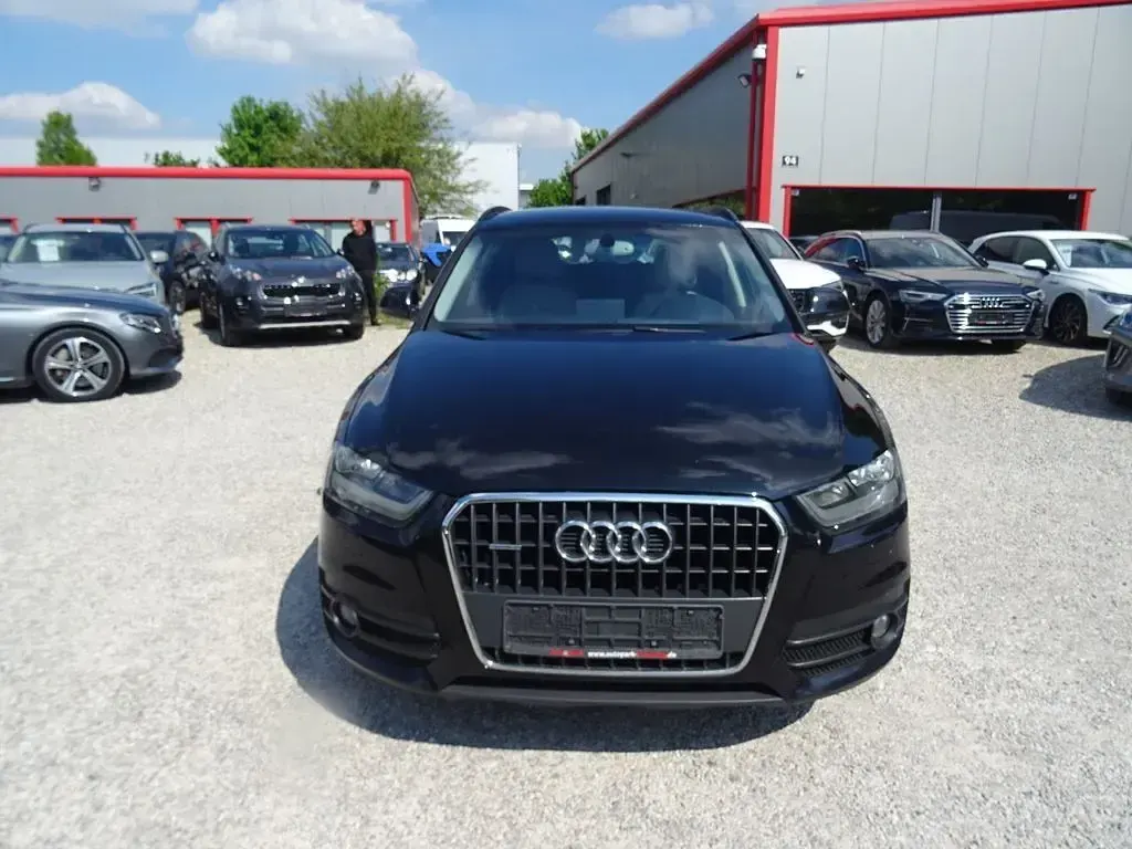 Second-hand Audi Q3 Advanced 140 CP (102 kW) 2013 Negru SUV