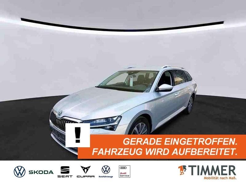 Brilliantsilber metallic Gebraucht 2022 Skoda Superb Style Kombi | 22.980 € (Fairer Preis) - Bild 1/4