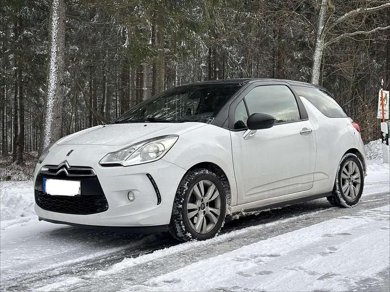 Gebraucht Citroën DS3 So Chic 120 PS (88 kW) 2010 Weiß Kleinwagen