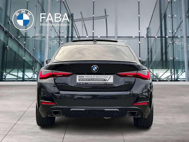 Gebraucht BMW 440 M Sport 374 PS (275 kW) 2022 Saphirschwarz Coupé