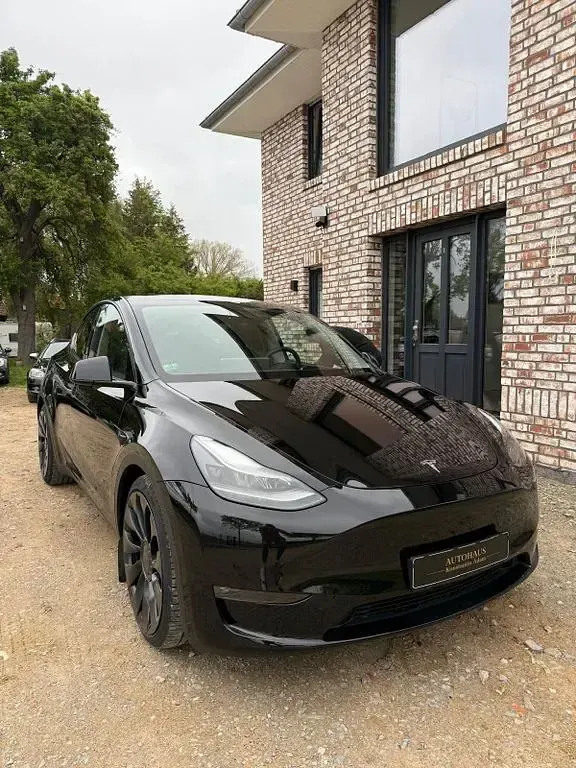 Occasion Tesla Model Y Performance 392 kW (534 ch) 2024 Noir SUV