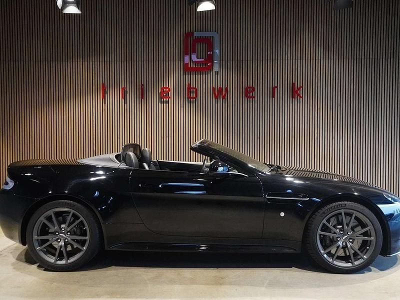 Gebraucht Aston Martin Vantage 436 PS (320 kW) 2017 Schwarz Coupé