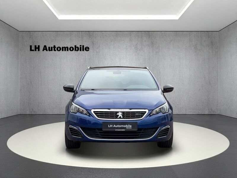Blau Gebraucht 2015 Peugeot 308 GT Kombi | 11.990 € (Fairer Preis) - Bild 1/4