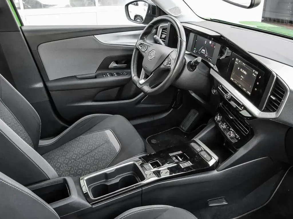 Gebraucht Opel Mokka-e Edition 100 kW (136 PS) 2022 Matcha grün (metallic) SUV