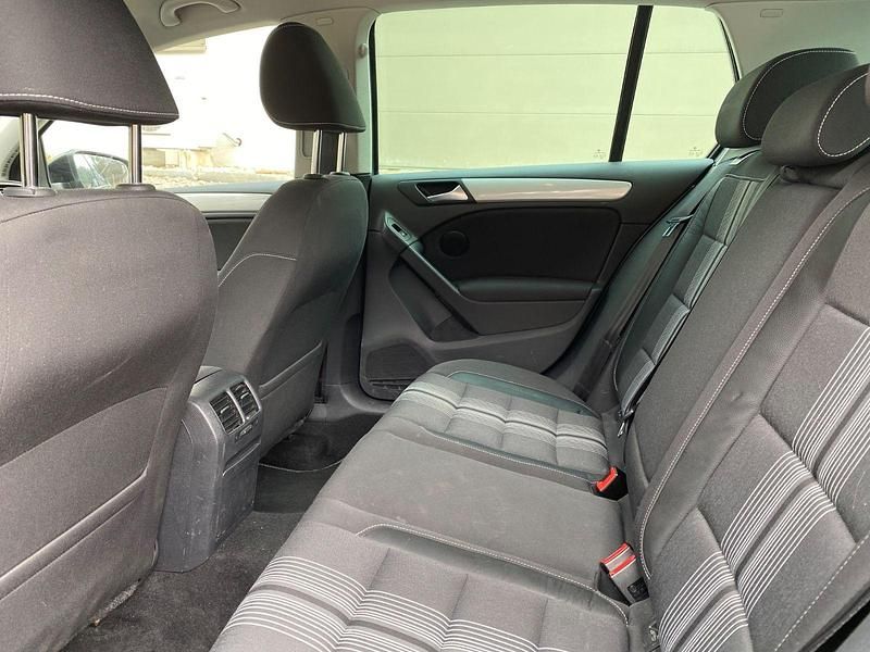 Gebraucht VW Golf VII 122 PS (89 kW) 2012 Grau Limousine