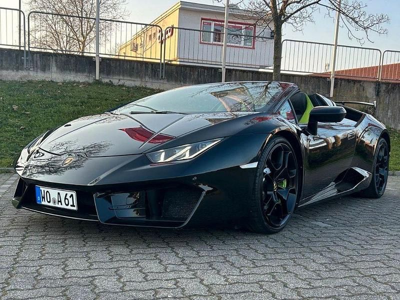 Second-hand Lamborghini Huracán 579 CP (425 kW) 2017 Negru Cabrio