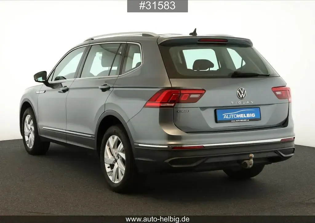 Gebraucht VW Tiguan Life 150 PS (110 kW) 2025 Platinum grey metallic SUV
