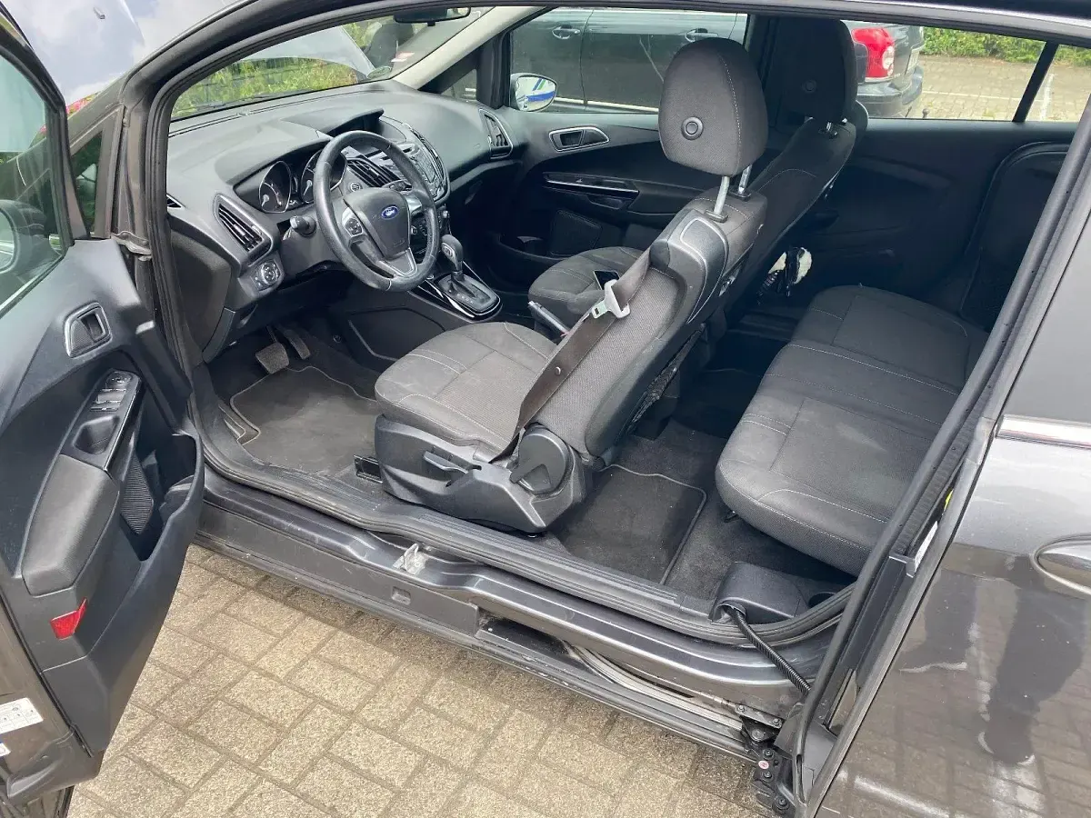 Gebraucht Ford B-MAX Titanium 105 PS (77 kW) 2016 Braun Van / Kleinbus