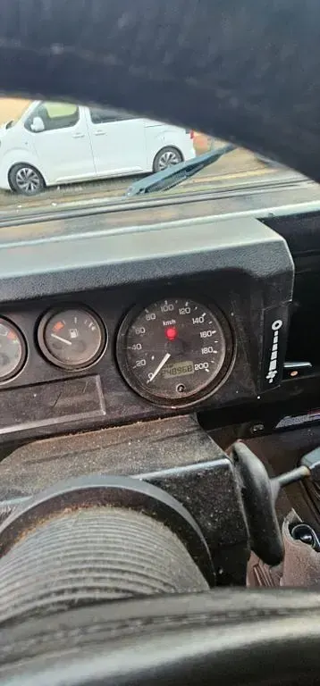 Gebraucht Land Rover Defender 122 PS (89 kW) 2004 Weiß Kombi