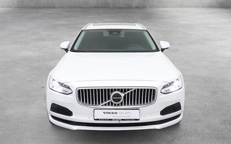 Second-hand Volvo V90 Plus 350 CP (257 kW) 2025 Alb Break