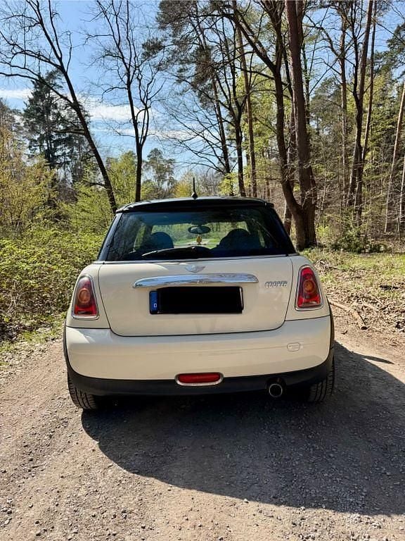 Usata Mini Cooper 120 CV (88 kW) 2007 Bianco Utilitaria