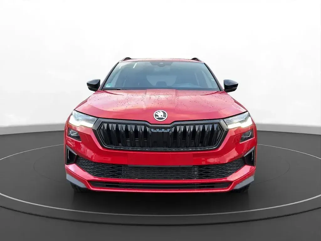 Gebraucht Skoda Karoq SportLine 190 PS (139 kW) 2026 Rot SUV