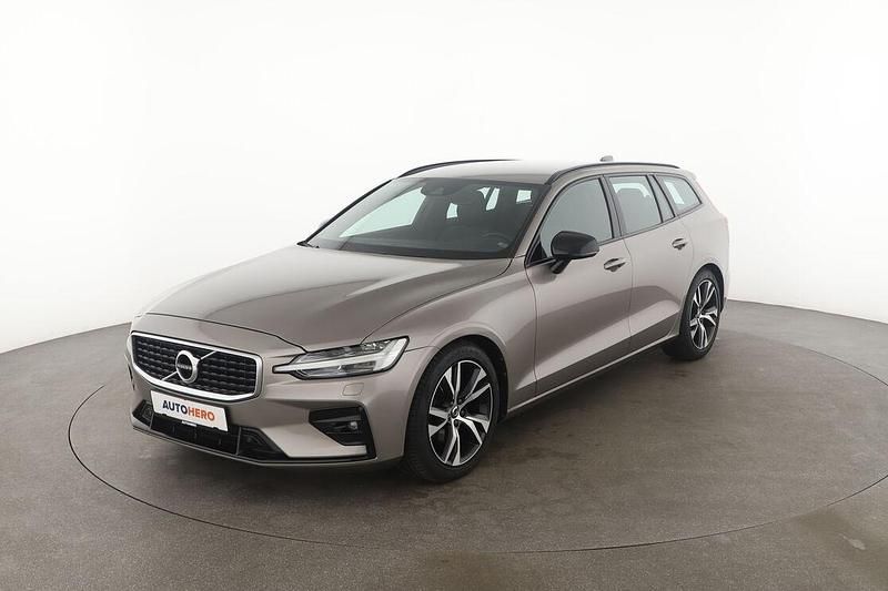 Grau Gebraucht 2019 Volvo V60 R-Design Kombi | 21.580 € (Etwas zu teuer) - Bild 1/3