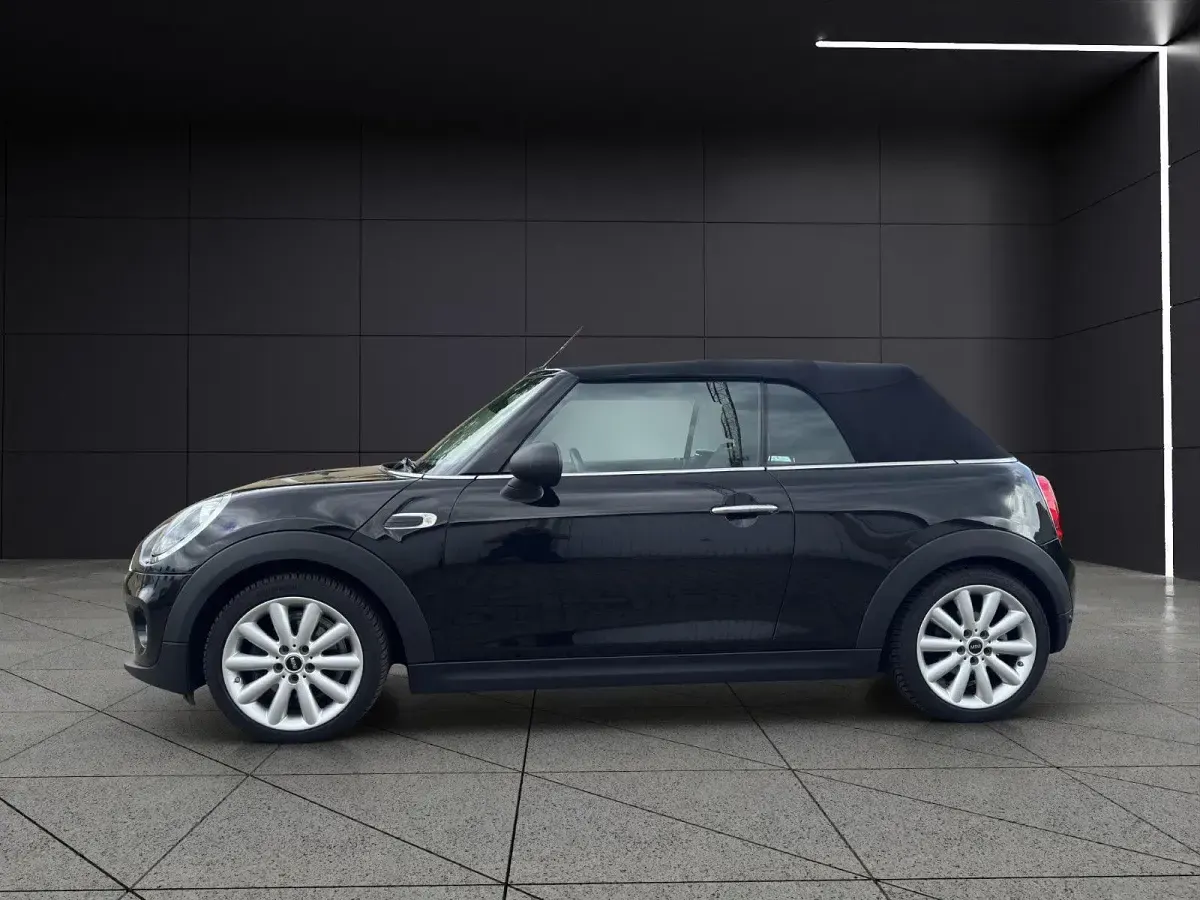 Gebraucht Mini One Cabriolet 102 PS (75 kW) 2016 Schwarz Cabrio