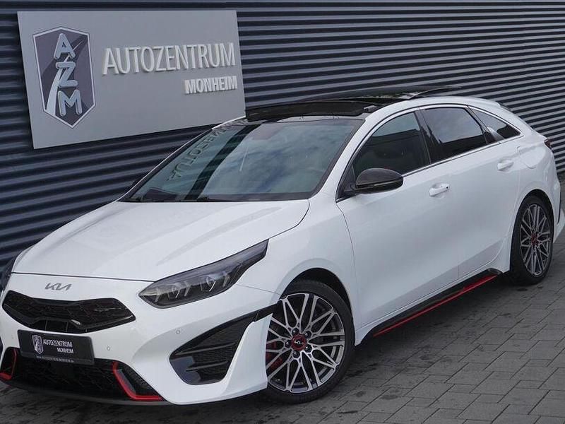 Gebraucht Kia ProCeed 204 PS (150 kW) 2022 Weiss Kleinwagen