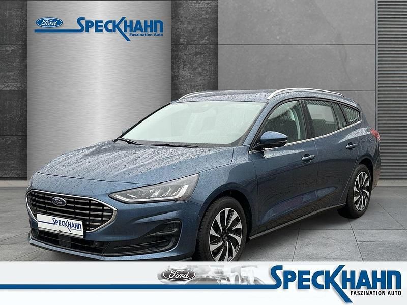Chromablaumetallic Gebraucht 2023 Ford Focus Titanium Kombi | 22.990 € (Fairer Preis) - Bild 1/4
