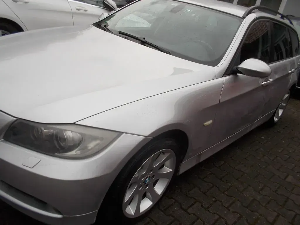 Gebraucht BMW 320 Performance 163 PS (119 kW) 2006 Silber Kombi