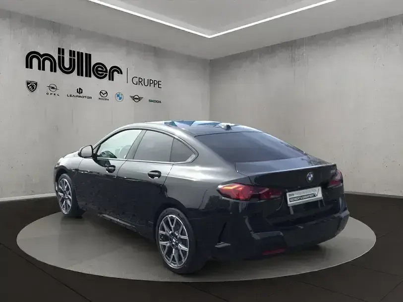 Używany BMW 220 Efficient Dynamics 170 KM (125 kW) 2025 Czarny Coupe