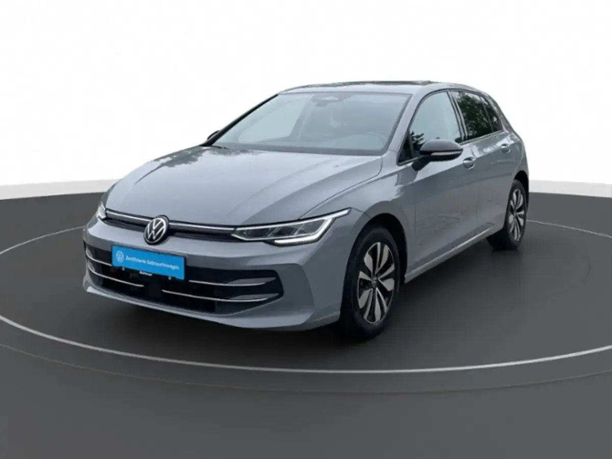 Gebraucht VW Golf VIII Goal 150 PS (110 kW) 2025 Grau Limousine