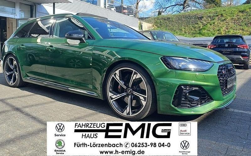 Grün Gebraucht 2022 Audi RS4 Sport Kombi | 66.980 € (Fairer Preis) - Bild 1/4